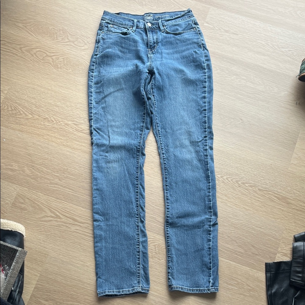 Signature Levi Strauss Gold Curvy Straight Jeans